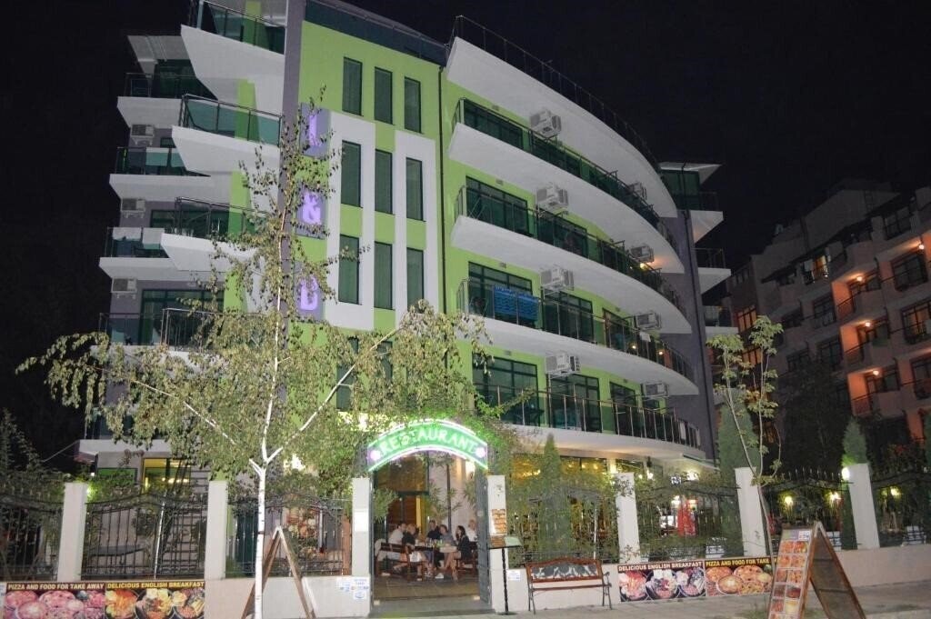Апартаменти L&B Hotel Sunny Beach 3*