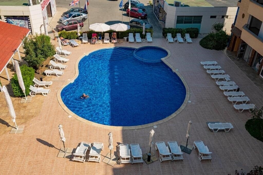 Вид Menada Sunny Day 1 Apartments 3*