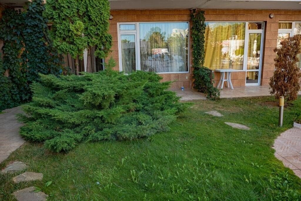 Апартаменти Menada Sunny Day 1 Apartments 3*