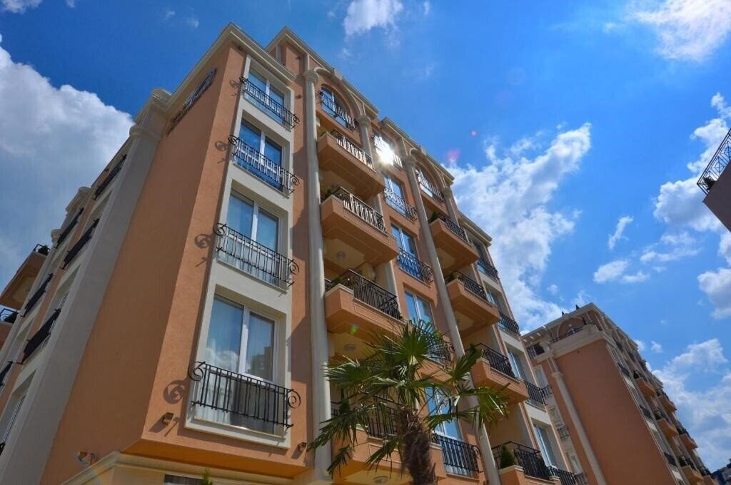 Вид Rainbow Holiday Complex - Sea Isle (ex. Rainbow Sea Isle Apartment, Rainbow 4 Botique Suit) 3*