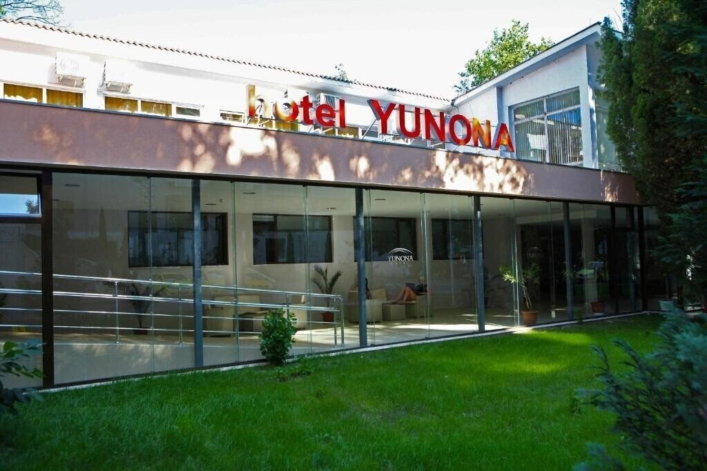 Отель Yunona 3*