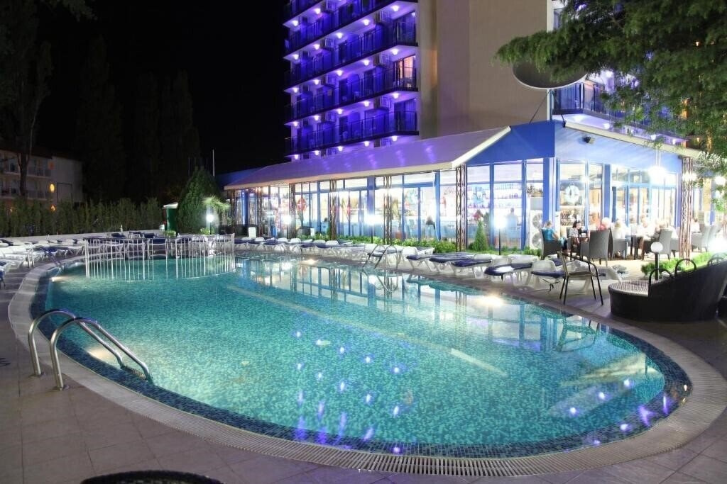 Апартаменти Палас 3*