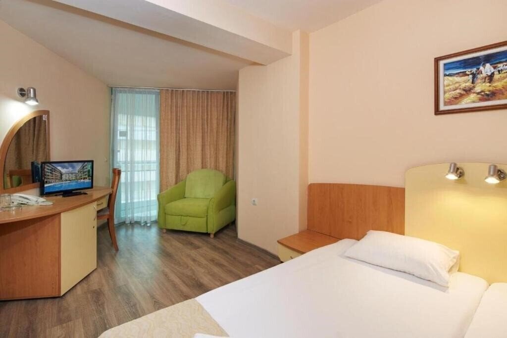 Апартаменты Diamond Sunny Beach 4*