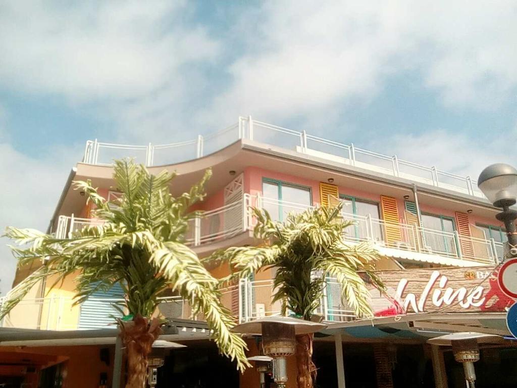 Територія Largo Sunny Beach 2*