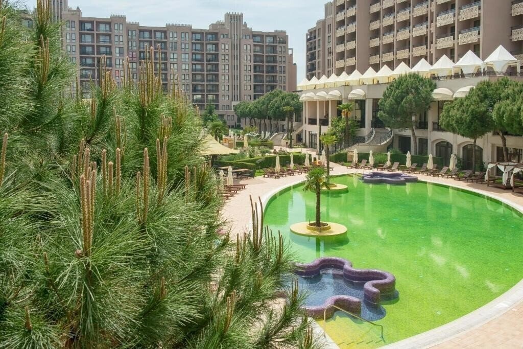 Панорама Apart Hotel Royal Beach 3*