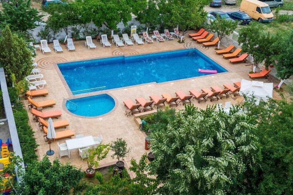 Территория Hotel Central Sunny Beach (ex. Central) 3*