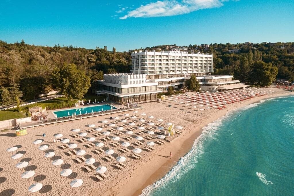 Готель Palace Hotel 5*