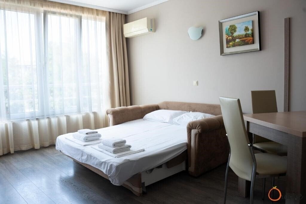 Панорама Villa Orange 3*