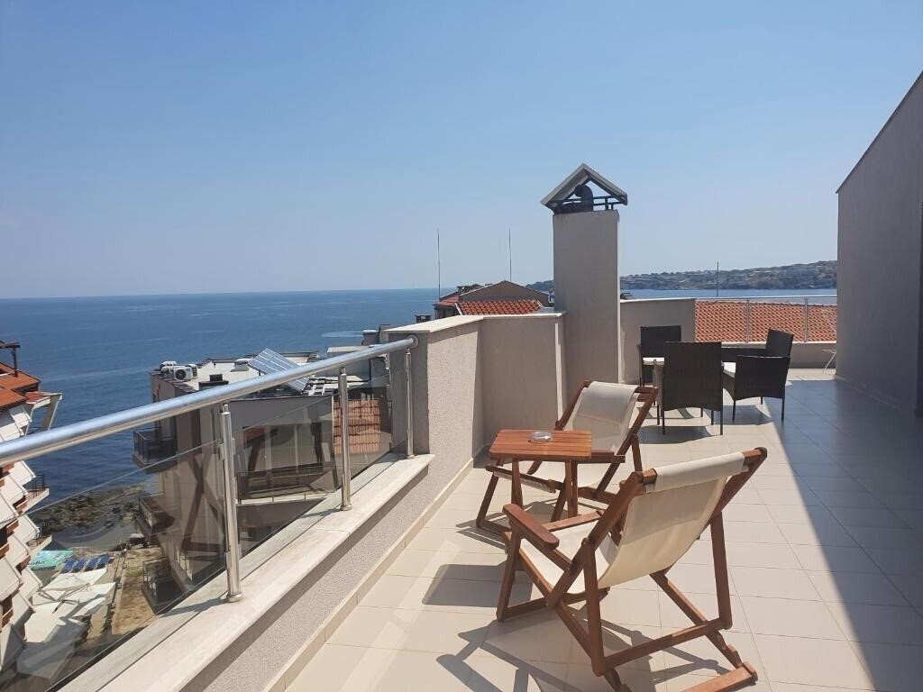 Апартаменты Amon Ra 3*