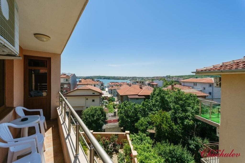 Территория Chuchulev 3*