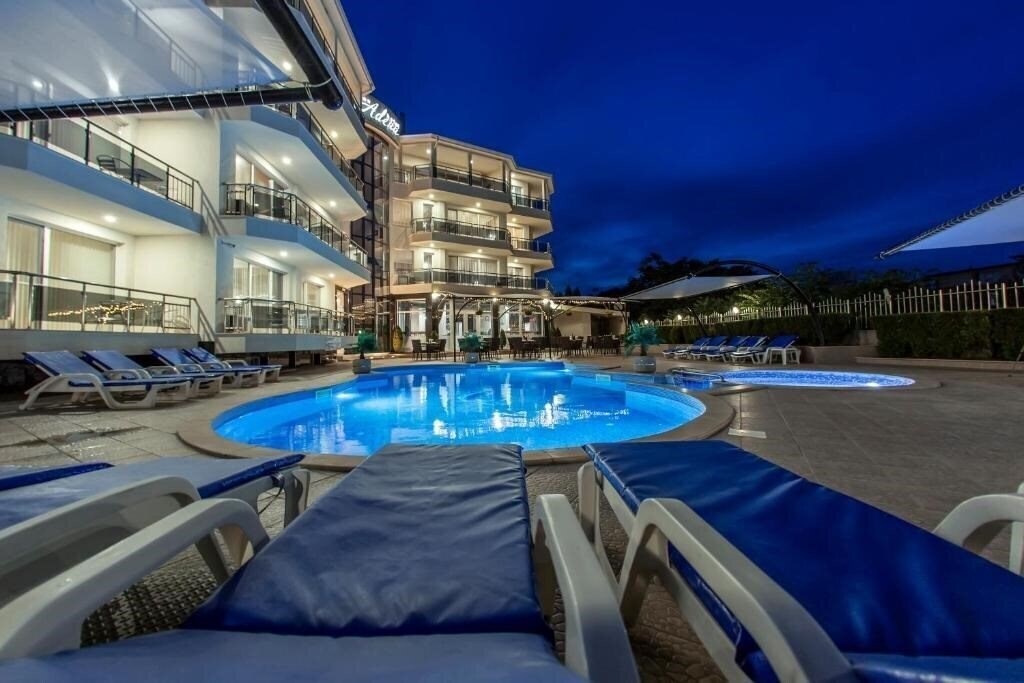 Территория Adena Family Hotel 3*