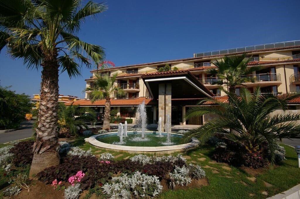 Вид Laguna Beach Resort & SPA 4*