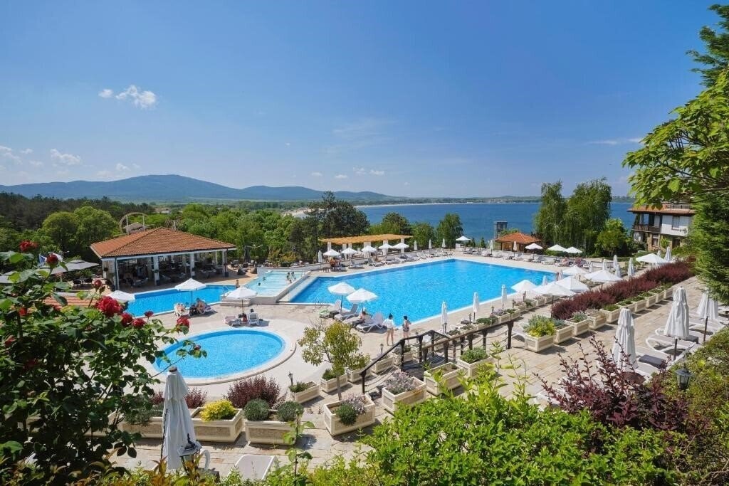 Отель Santa Marina 4*