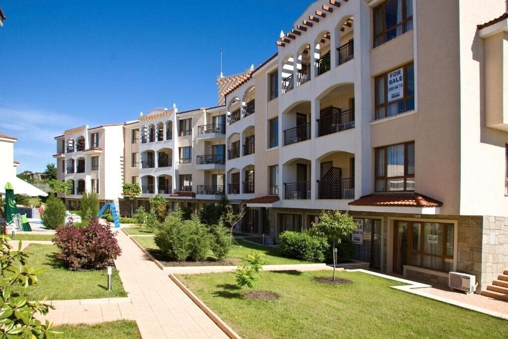 Вид Bay Apartments (ex. Bay Apartments Sozopol ) 3*
