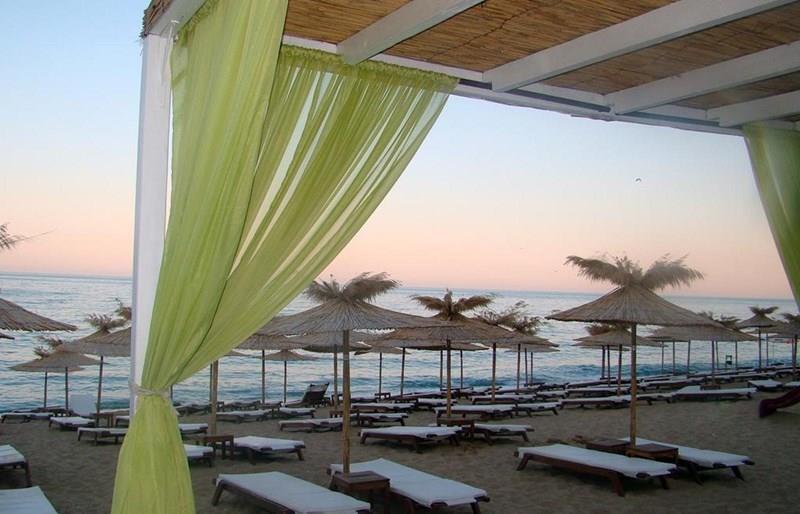 Територія Azalia 4*