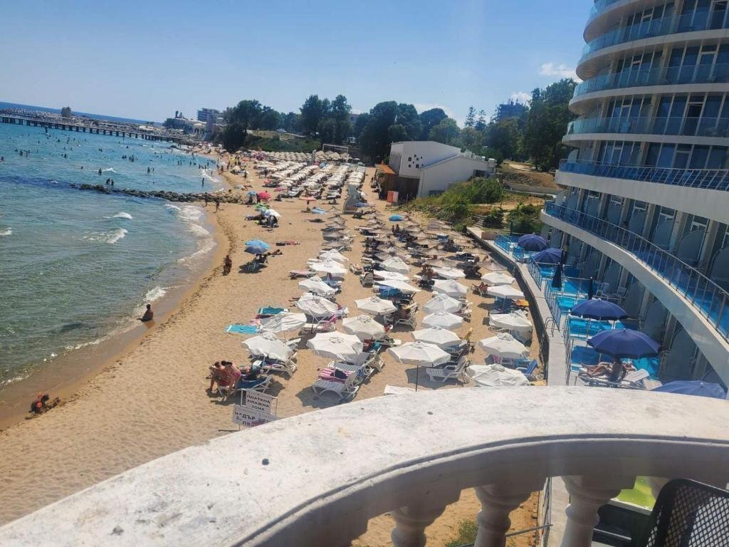 Готель Sirius Beach 4*