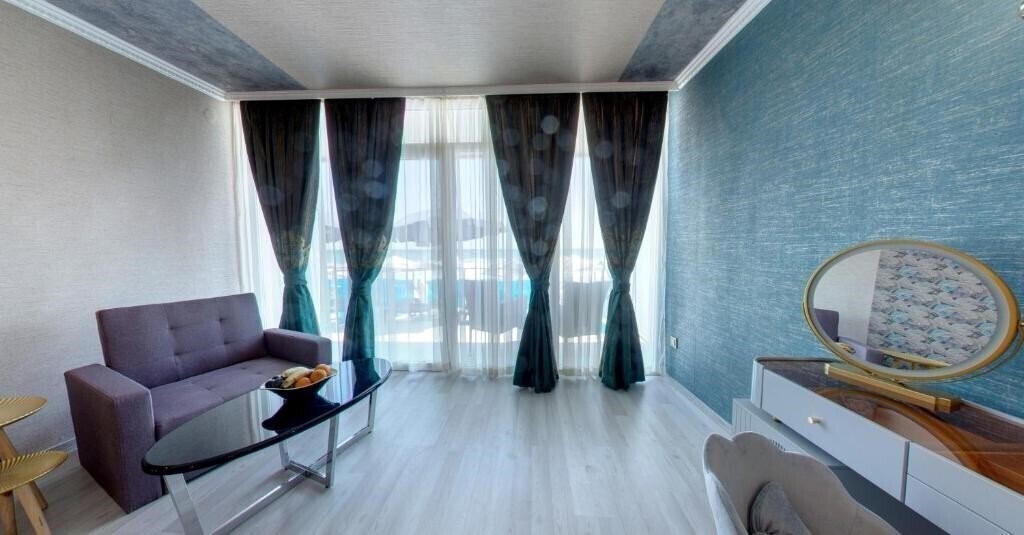 Панорама Sirius Beach 4*