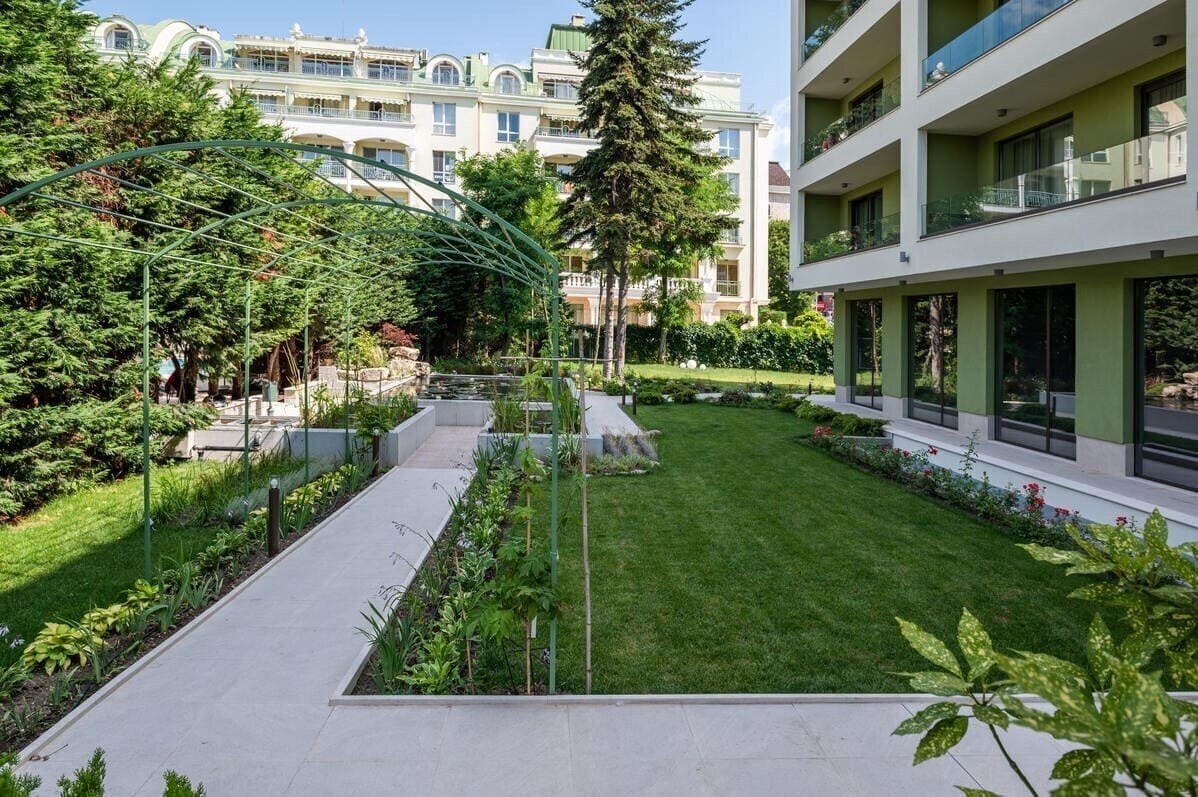 Панорама Romance Hotel & Family Suites (ex. Romance Family Suites, Romance SPA, SPA Hotel Romance Splendid) 4*