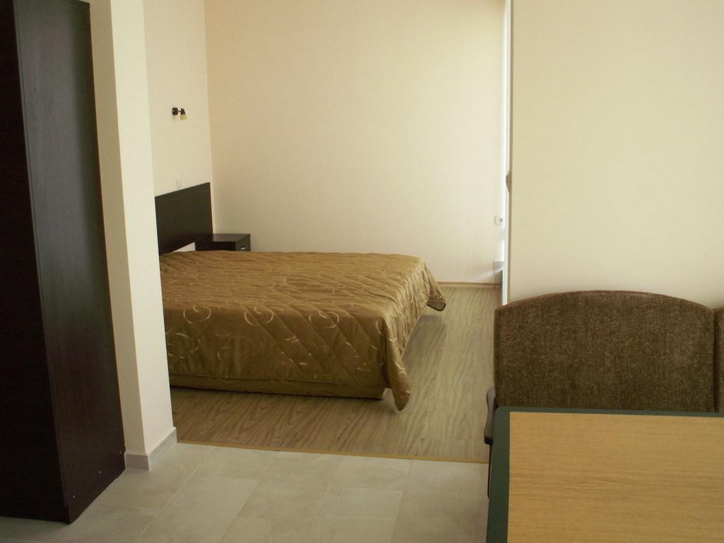 Фото Serenity Hotel 3*