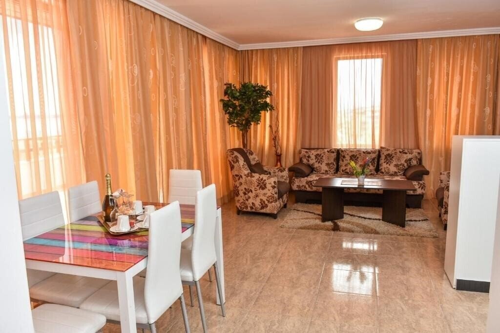 Панорама Olimp St.Vlas Apart 3*