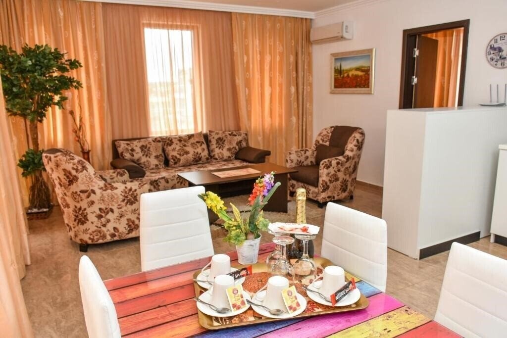 Апартаменти Olimp St.Vlas Apart 3*