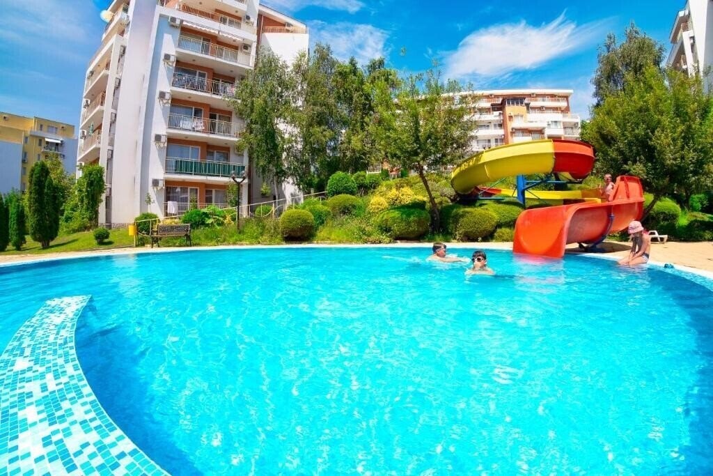 Отель Crown Fort Club (ex. Grand Resort Crown Fort Club, Crown Fort Club Fort Noks) 3*