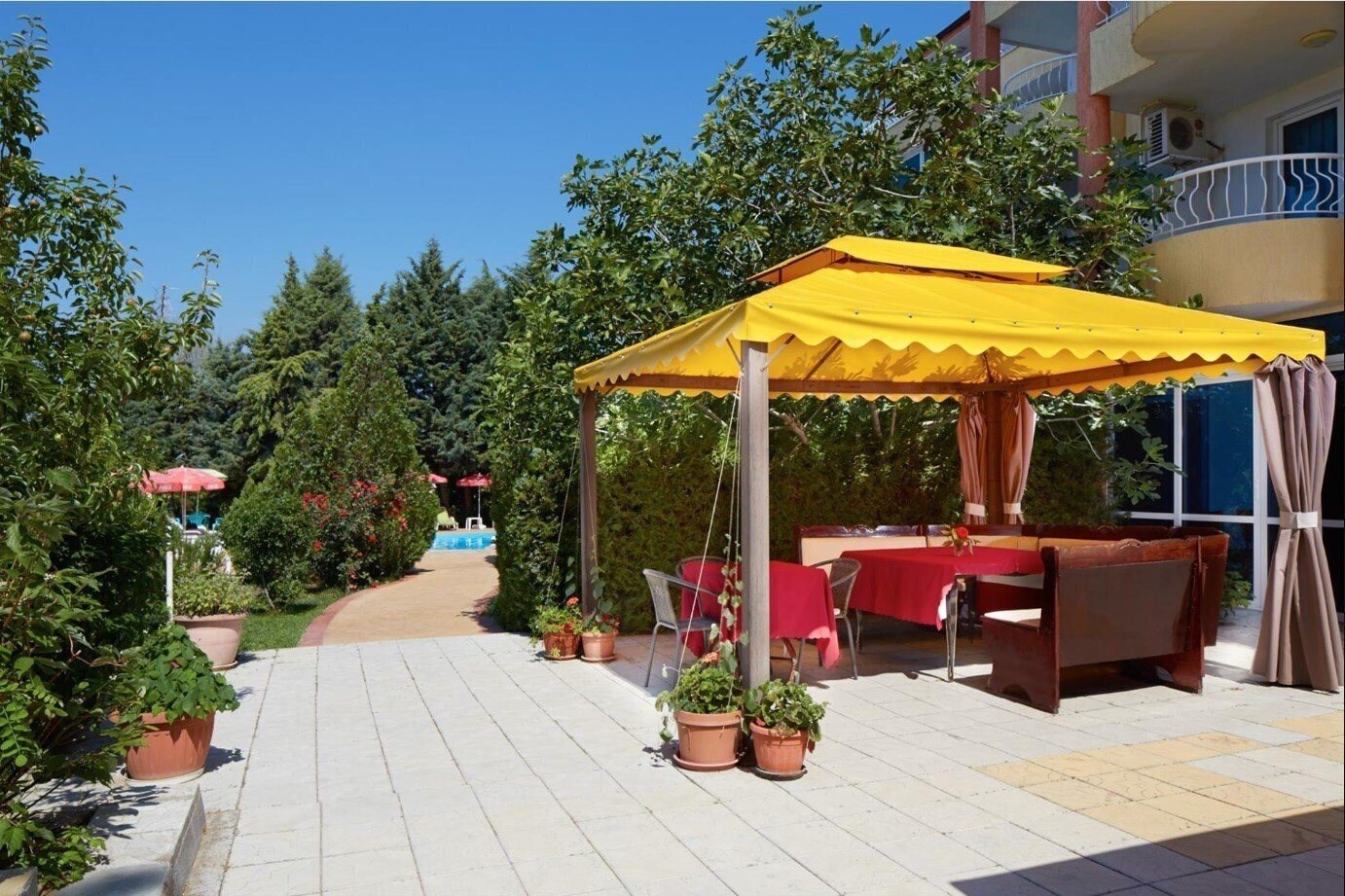 Апартаменты Consul 3*