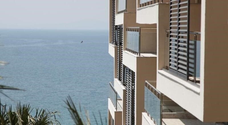 Апартаменти Dolce Deluxe 5*