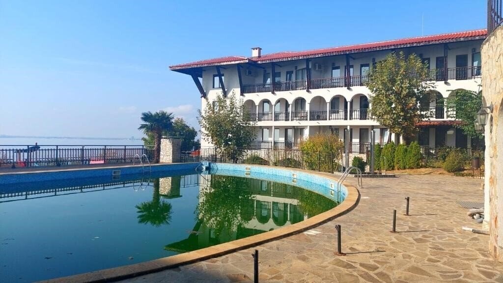 Фотографія Monastery II 4*