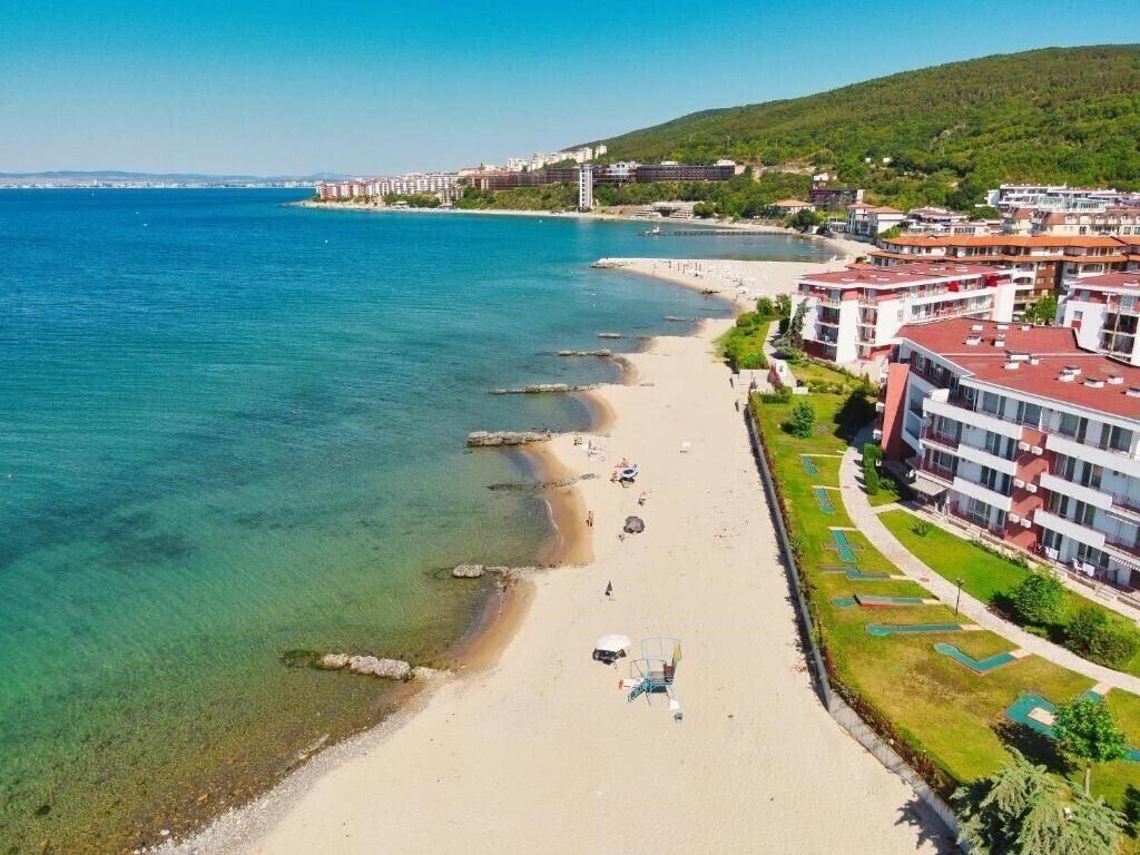 Апартаменты Privilige Fort Beach 3*