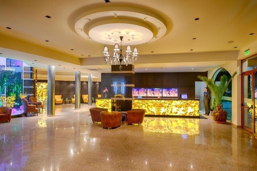 Апартаменты Grand Hotel Sveti Vlas 4*