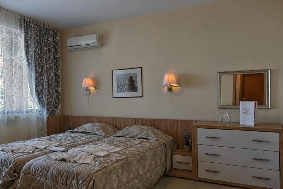 Территория Hotel Aleksandra (ex. Aleksandra, Alexandra) 3*