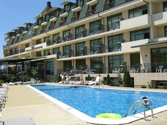 Отель Chris Hotel 3*