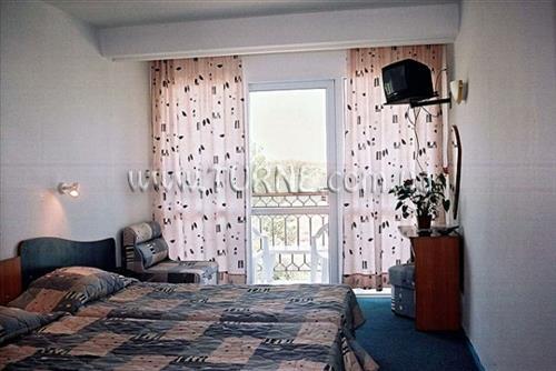 Отель Amphora 4*