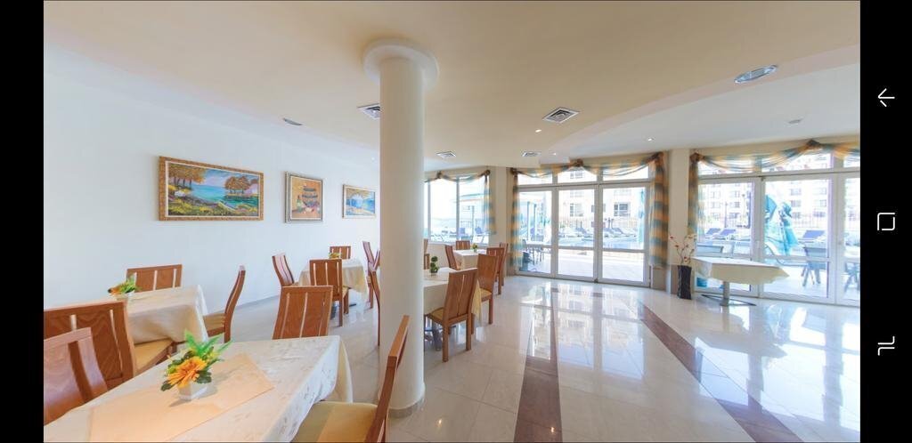 Территория Peshev 3*