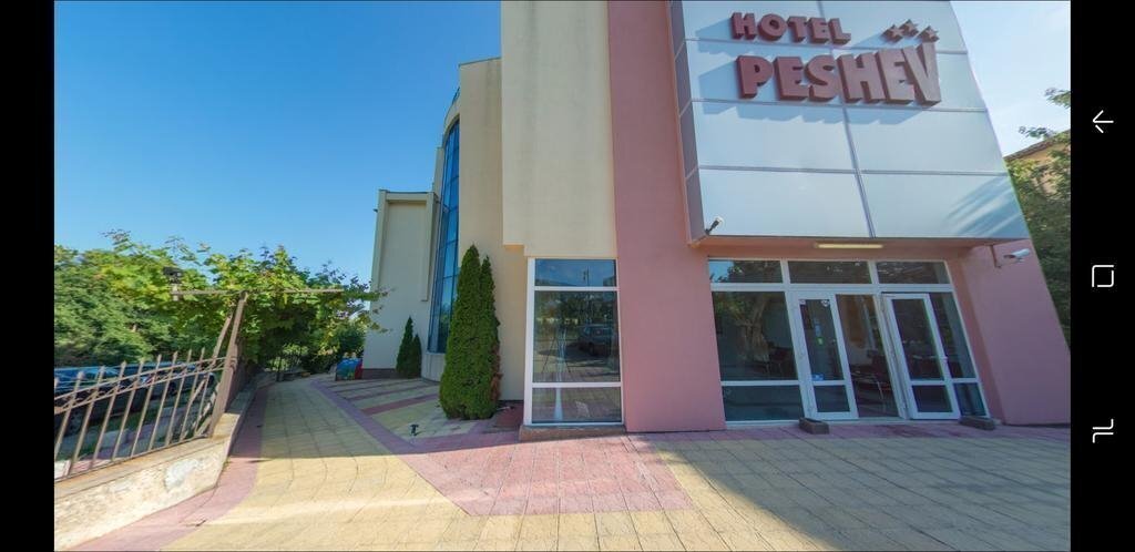 Апартаменты Peshev 3*