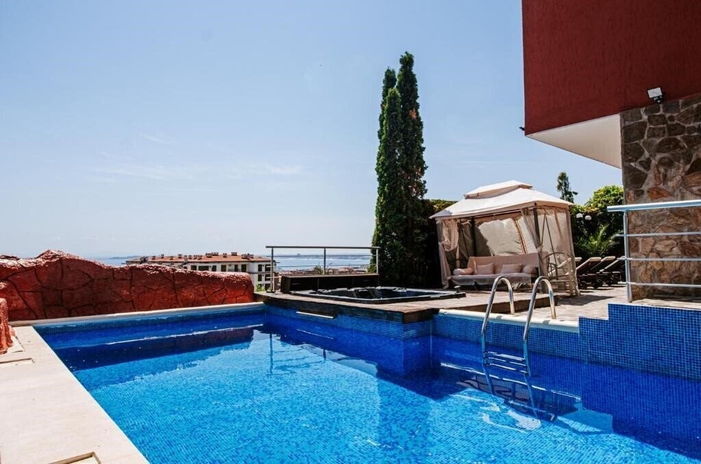 Фото Red Iguana 3*