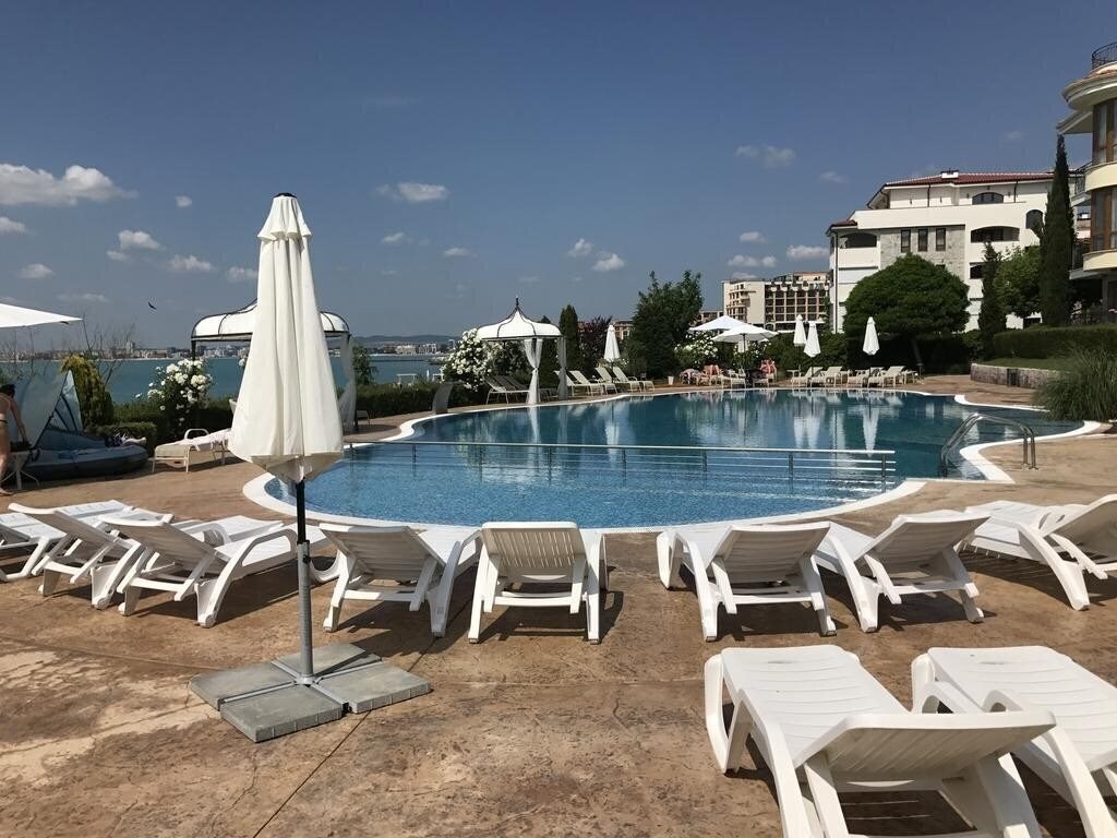 Територія Royal Bay Residence & SPA 5*