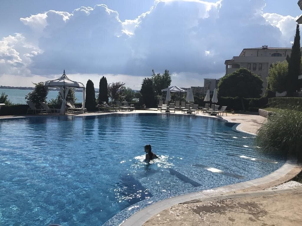 Апартаменти Royal Bay Residence & SPA 5*