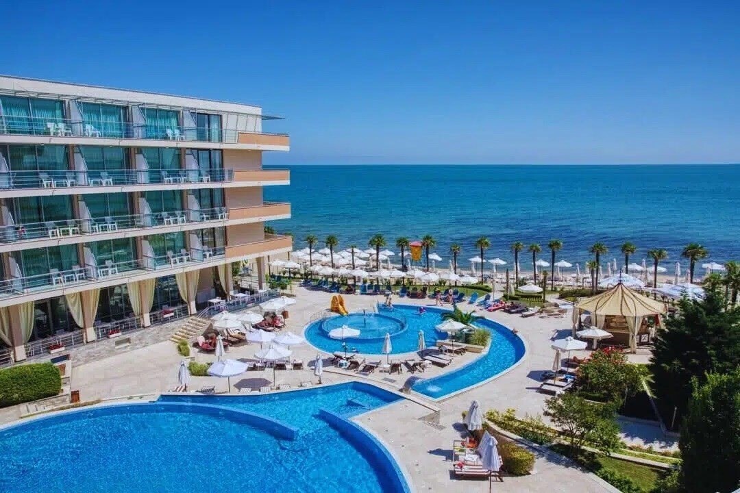 Апартаменты Sandy Bay 4*