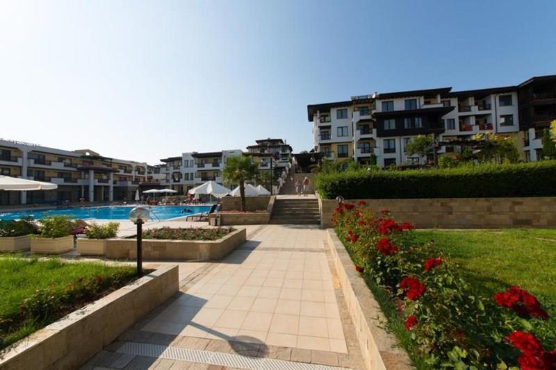 Вид Saint Nikola Complex 2*