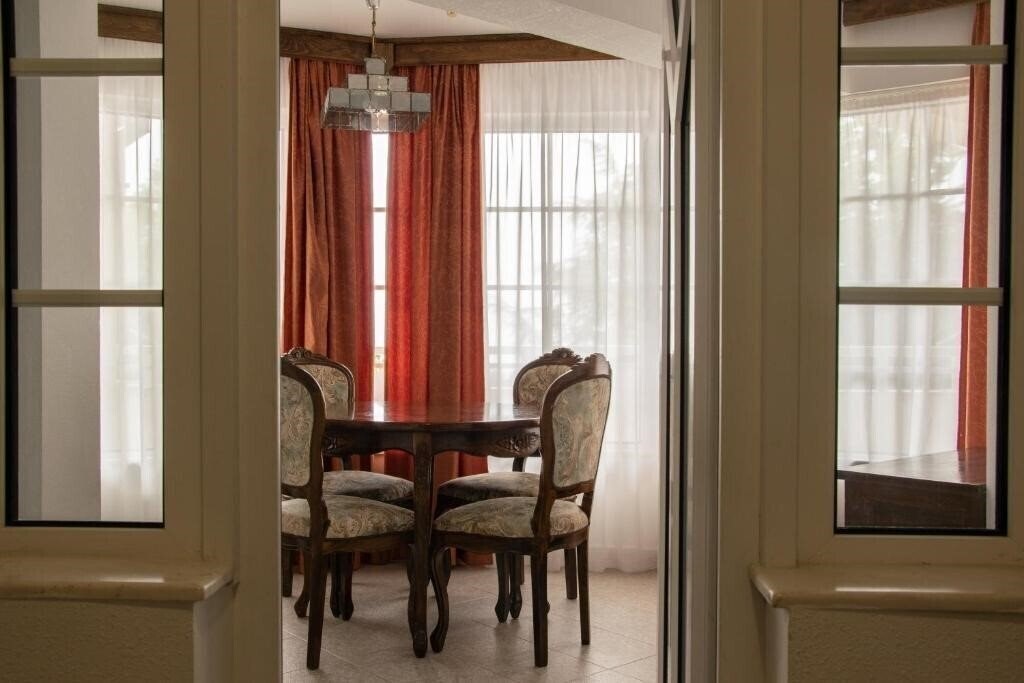 Картинка Park Hotel Bellevue 3*
