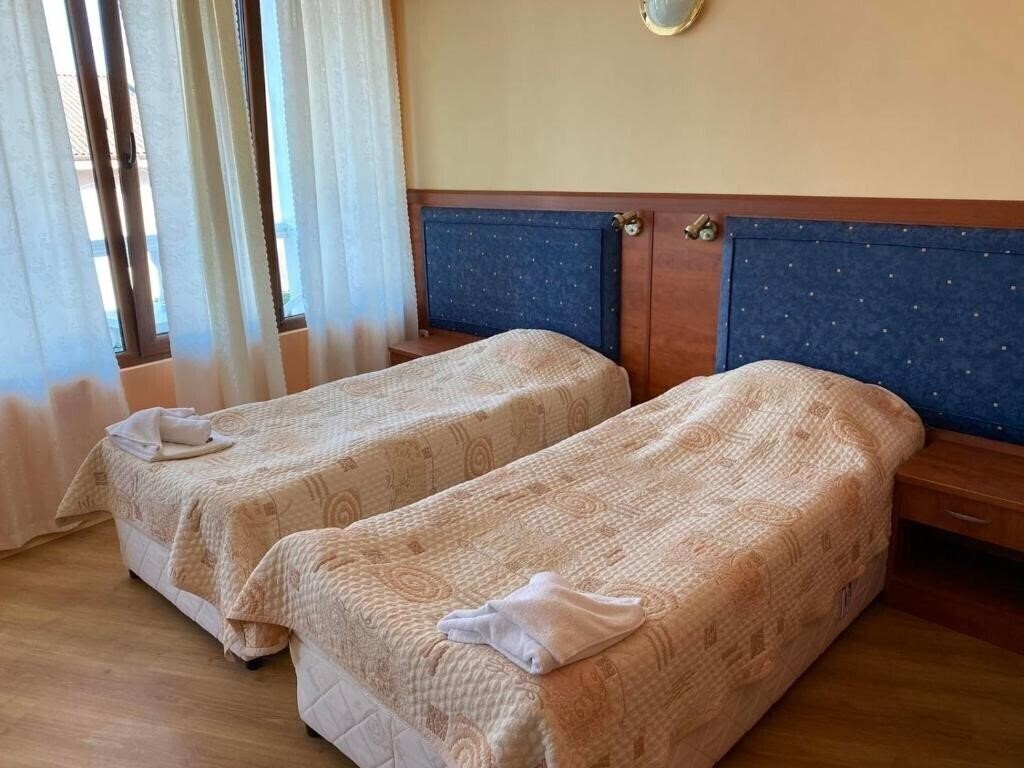 Панорама Pancho 2*