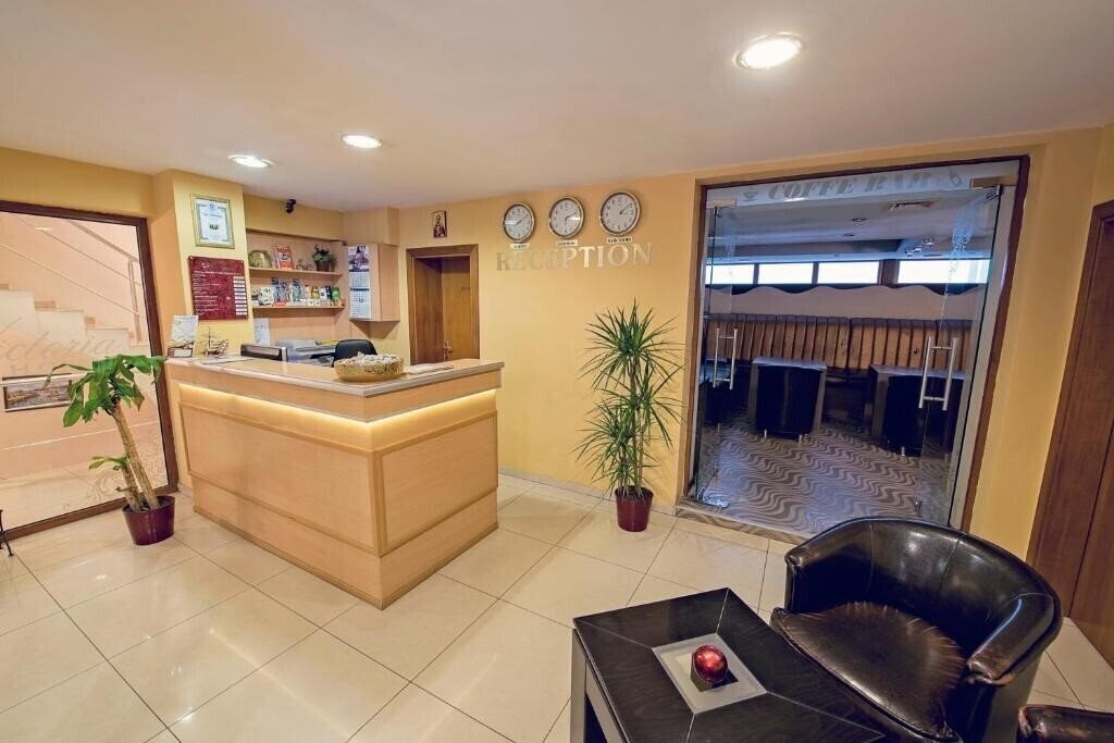 Територія Victoria 3*