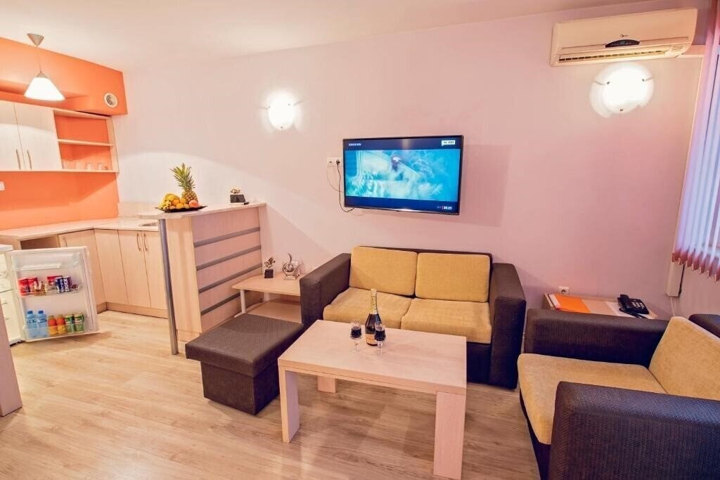 Територія Family Hotel Gran Ivan 3*