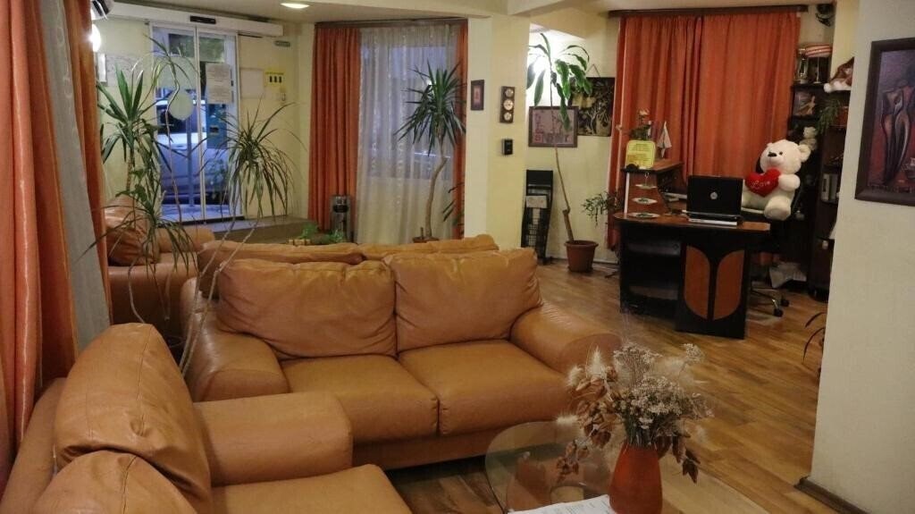 Апартаменти Hotel Palitra 3*