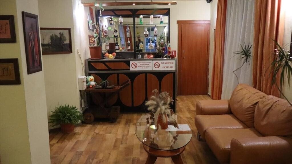 Готель Hotel Palitra 3*