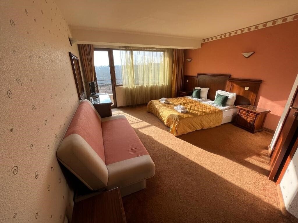 Панорама Boliari Hotel 3*