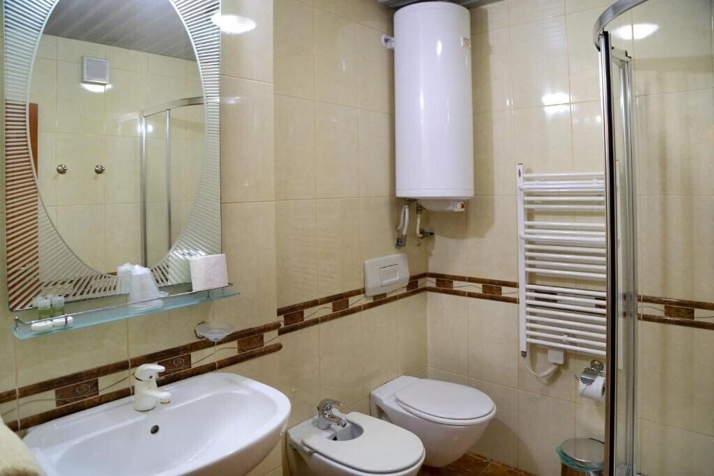 Вид Gurko Hotel And Tavern 3*