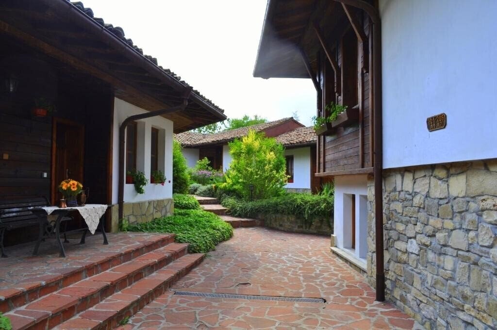 Вид Izvora Complex 3*